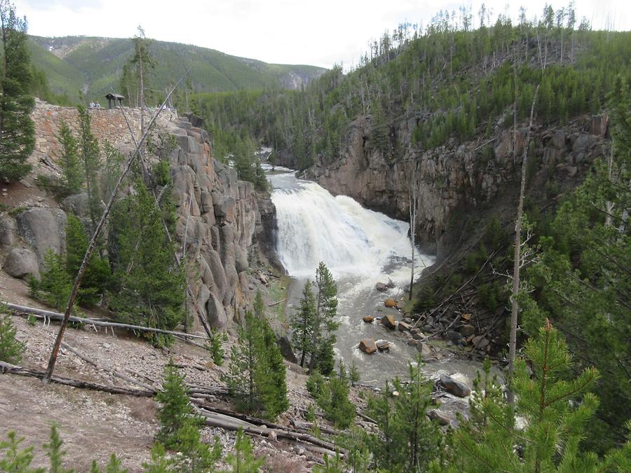 Yellowstone National Park - Gibbon Falls