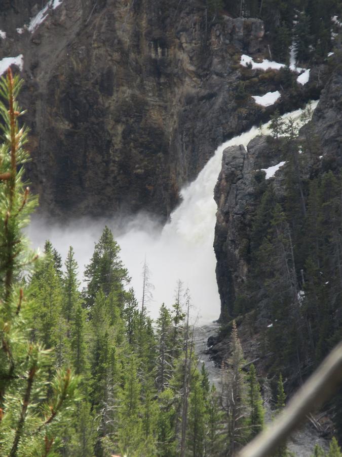 Yellowstone National Park - Upper Falls