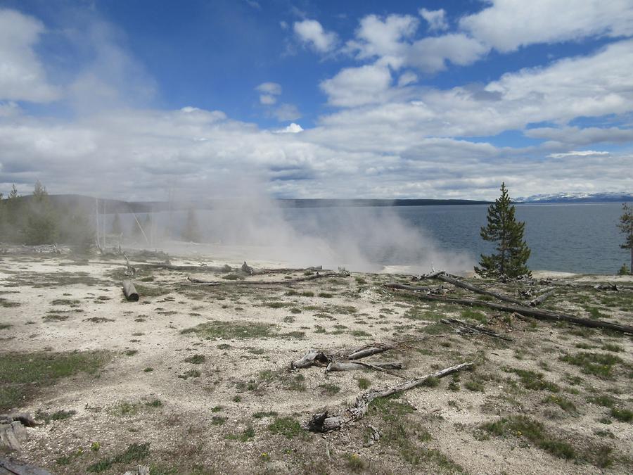 Yellowstone National Park - Yellowstone Lake