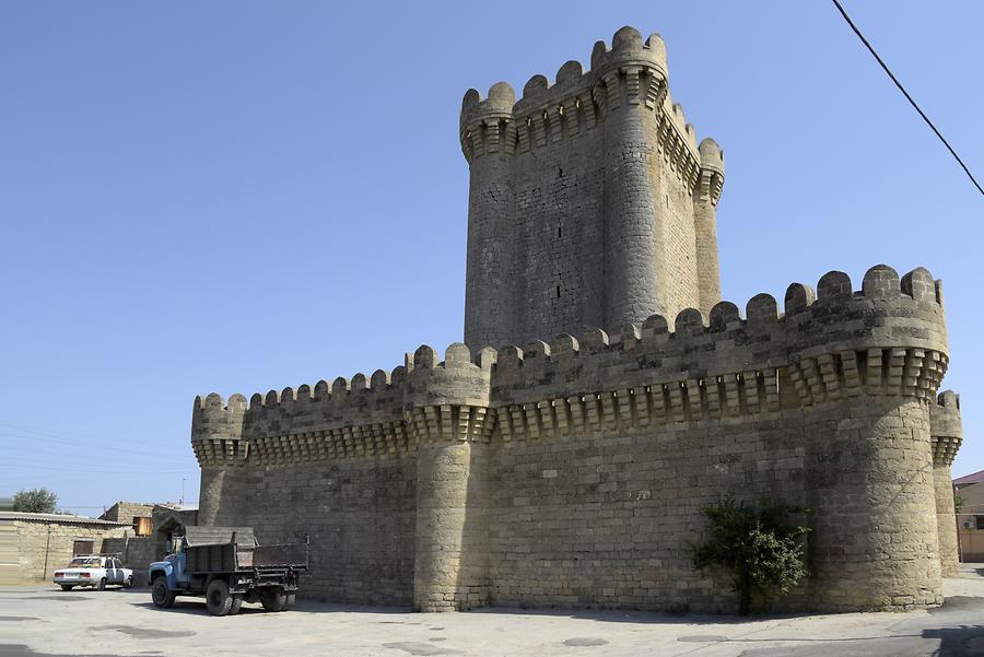 Mardakan - Quadrangular Castle