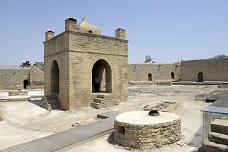 Suraxanı - Zoroastrian Temple (5)