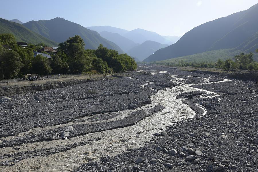 Valley near Kiş