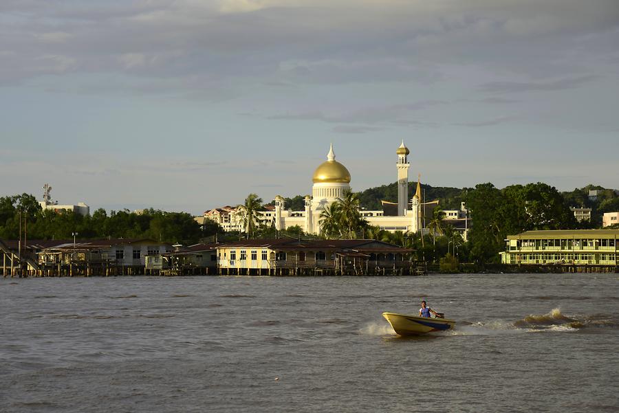 Kampong Ayer - Mosque