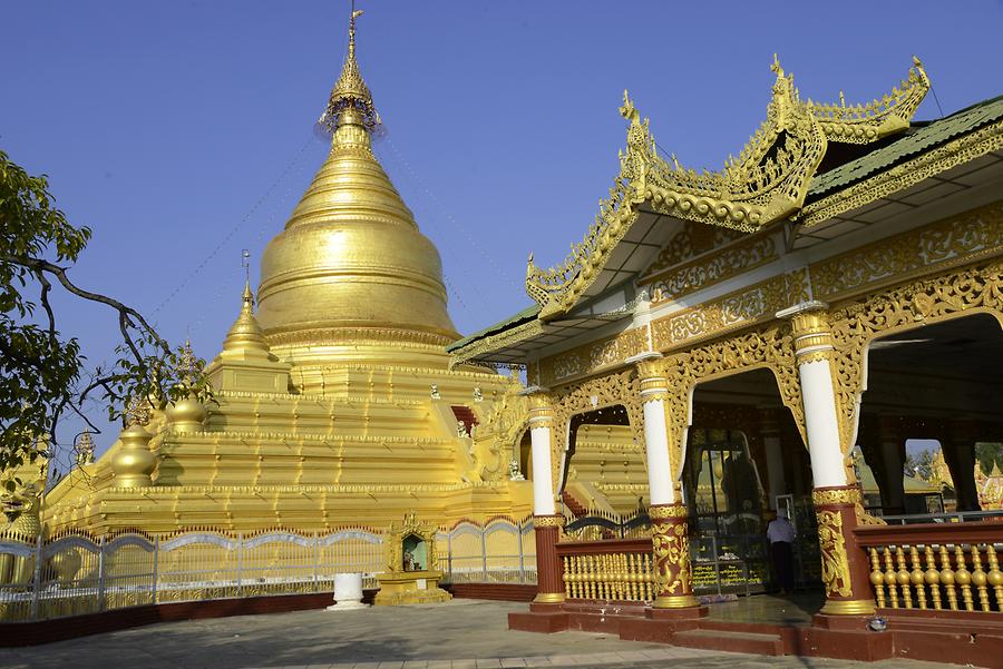 Kuthodaw Pagoda