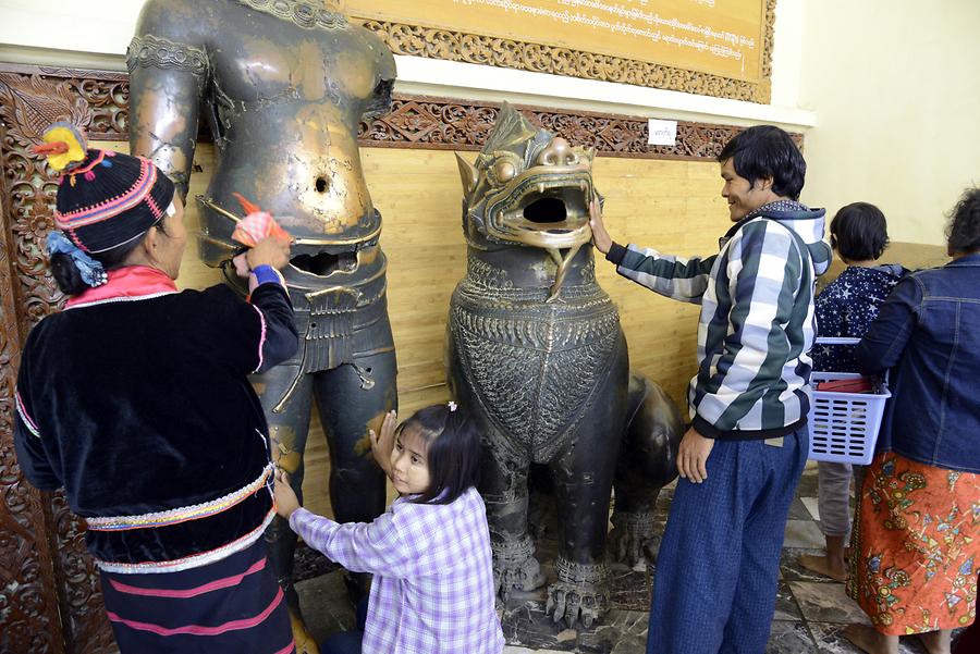 Mahamuni Bronze Statue