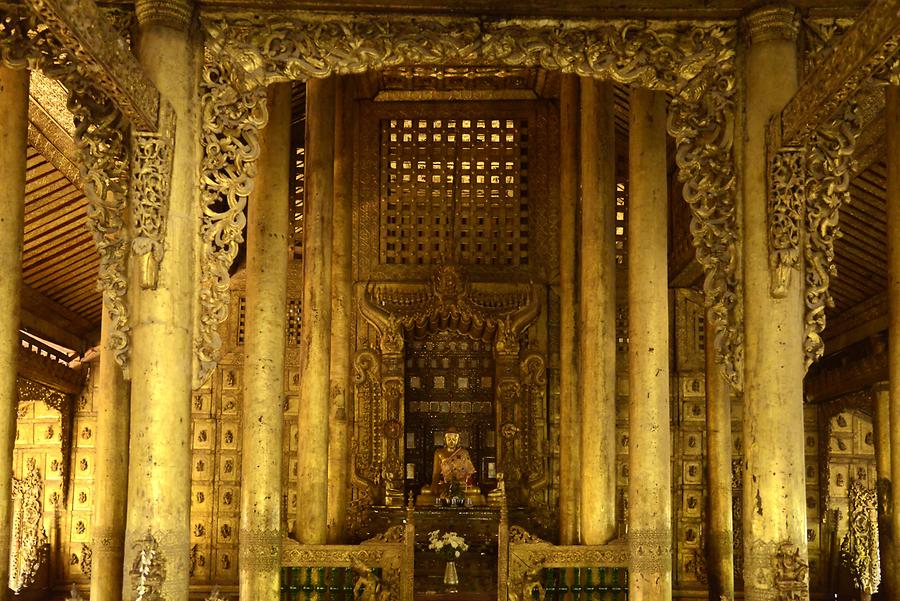 Shwenandaw Monastery interior