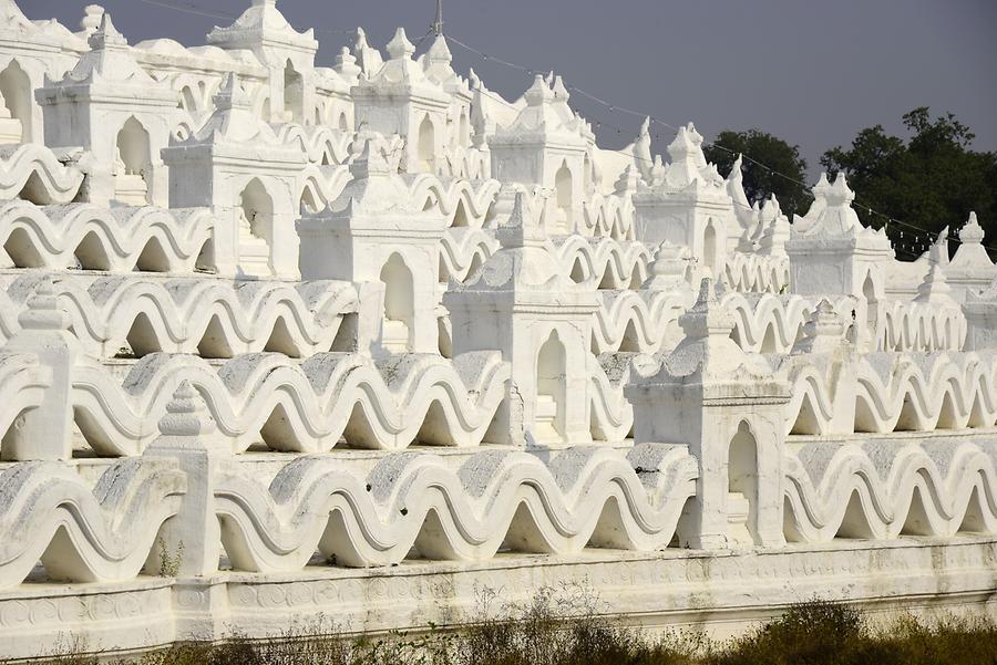 Hsinbyume Pagoda Mingun