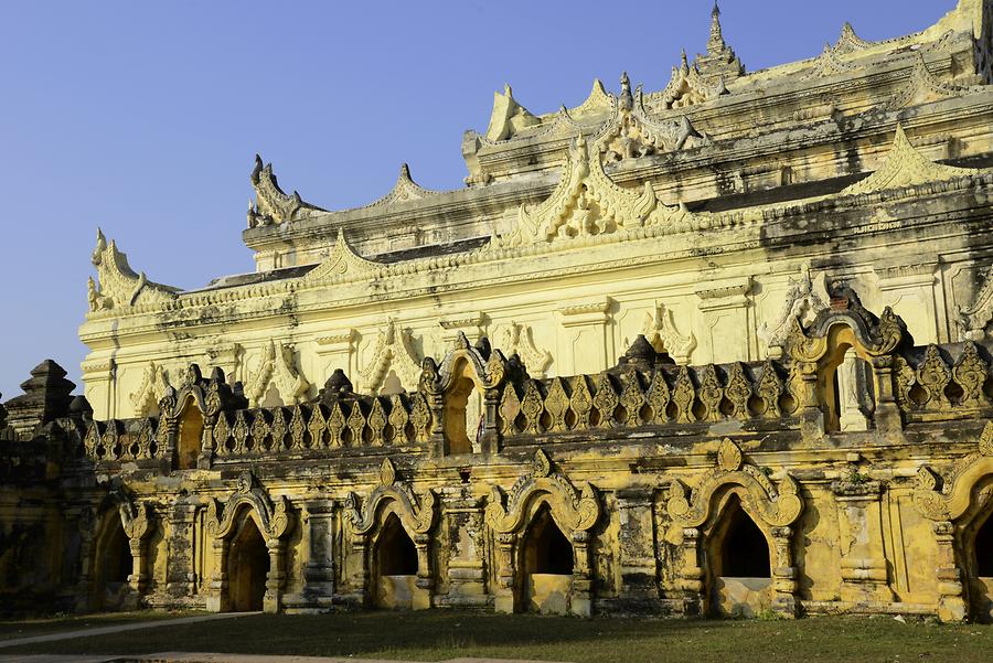 Maha Aungmye Monastery Inwa