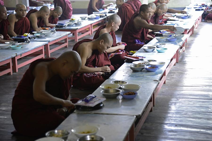 Meal of the Monks Mahagandayon Amarapura