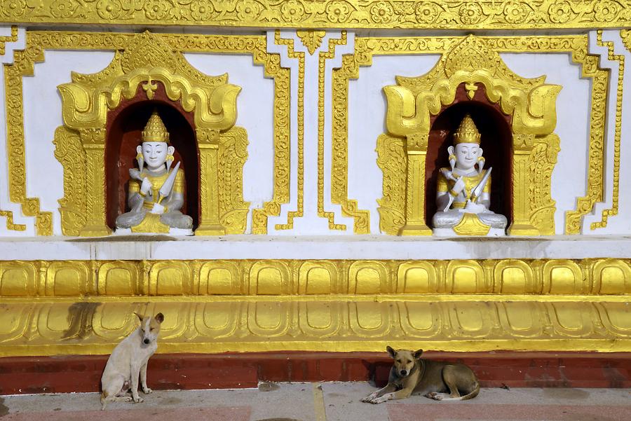 Kaughmundaw Pagoda Sagaing