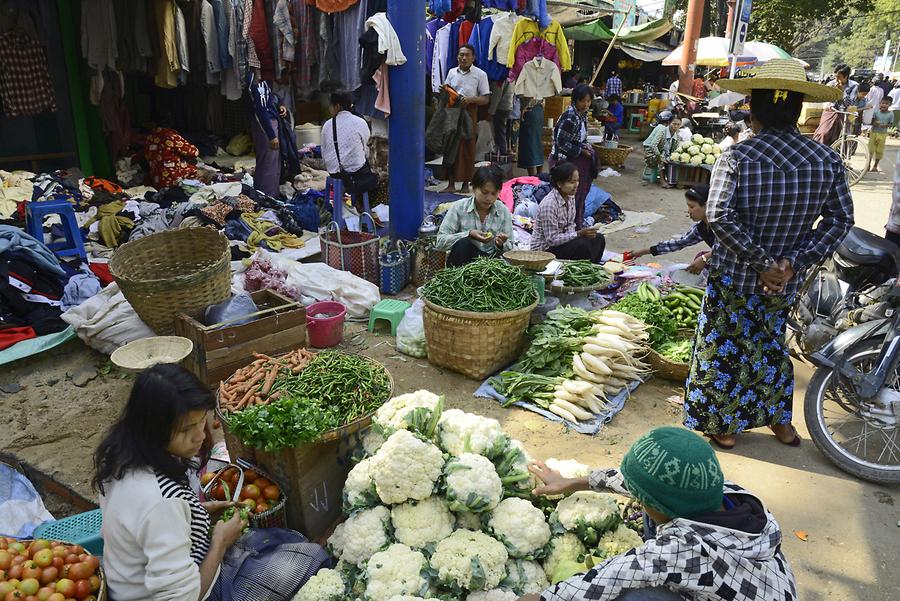 Market Pakokku