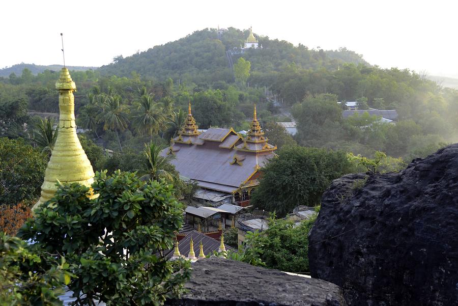 Phowin Taung caves