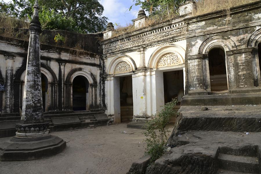 Phowin Taung caves