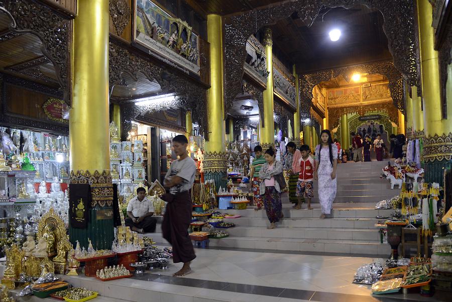 Ascent Shwedagon