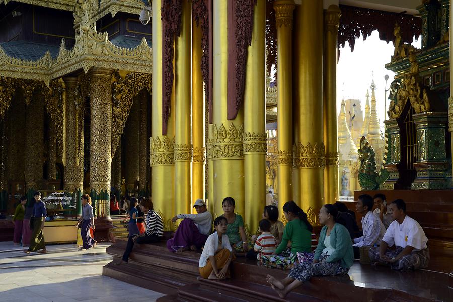 Shwedagon