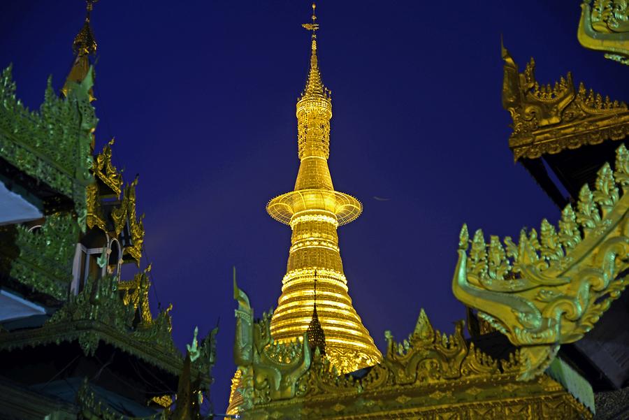 Shwedagon at Night