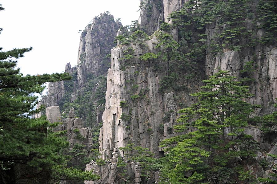 Huang Shan - West Sea Grand Canyon