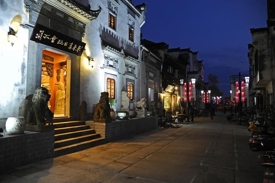 Tunxi at Night