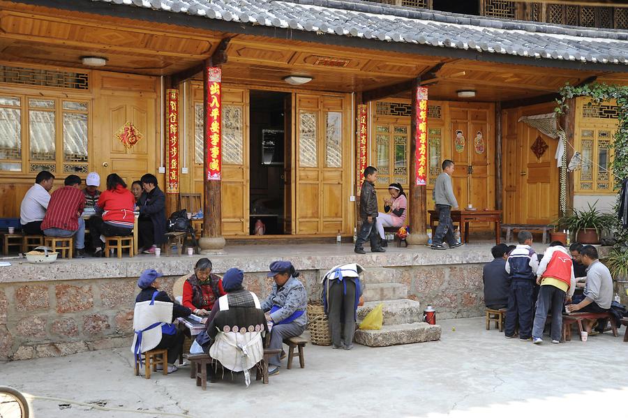 Baisha - Naxi Women