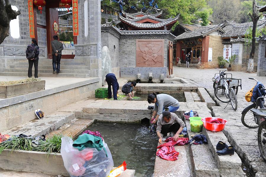 Lijiang - Dragon Horse Fountain