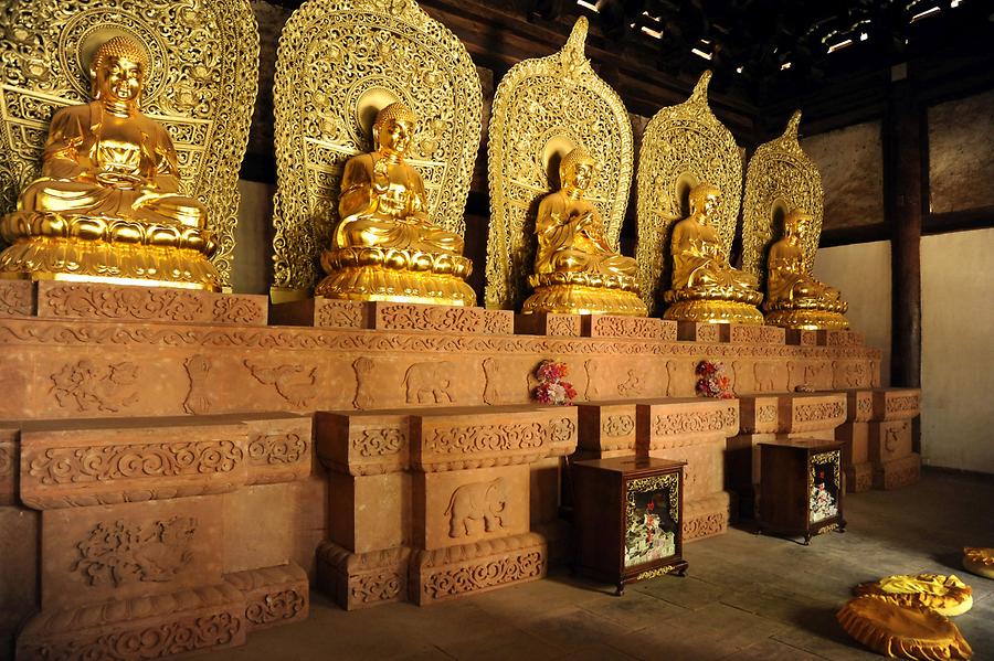 Shaxi - Main Temple, Buddhas