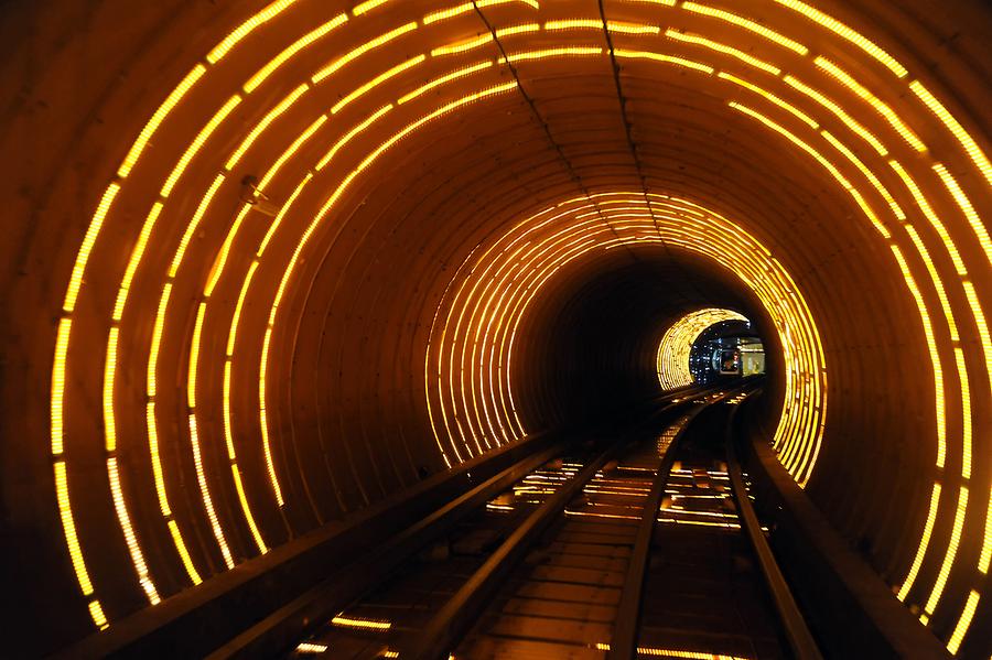 Bund Sightseeing Tunnel