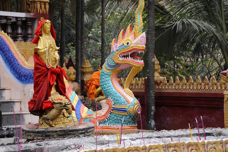 Jinghong - Temple