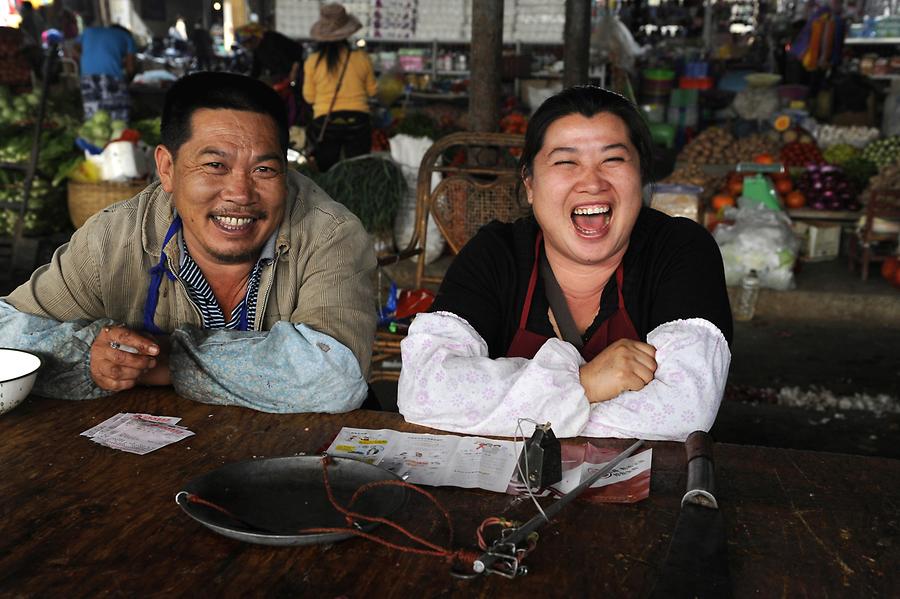 Menghun - Market, Chinese People