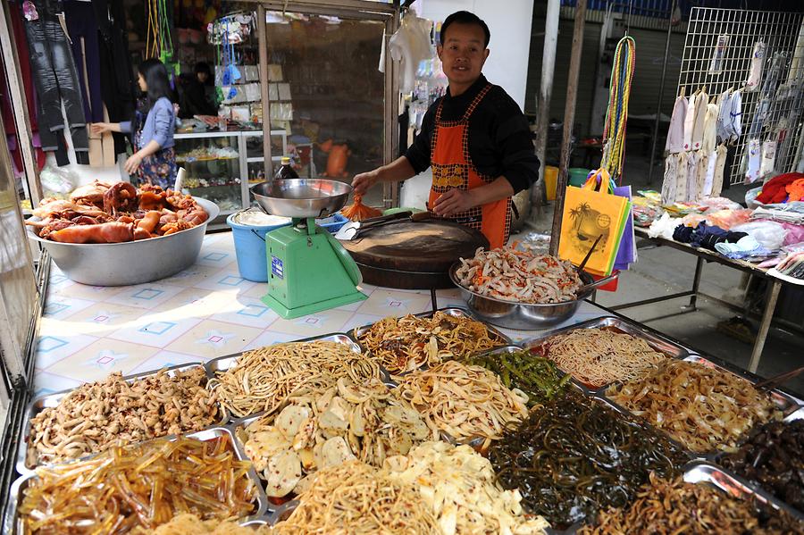 Menghun - Market, Food Stall
