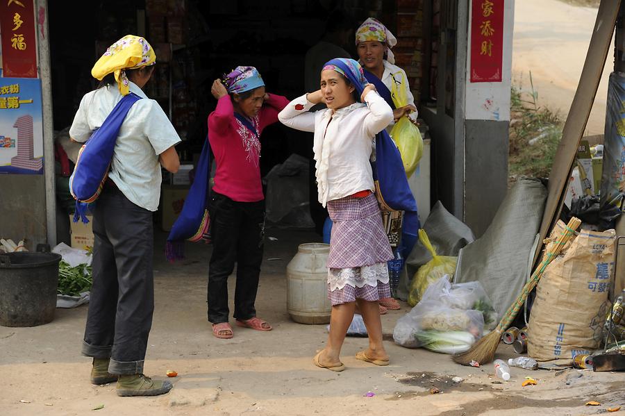 Tea Pickers