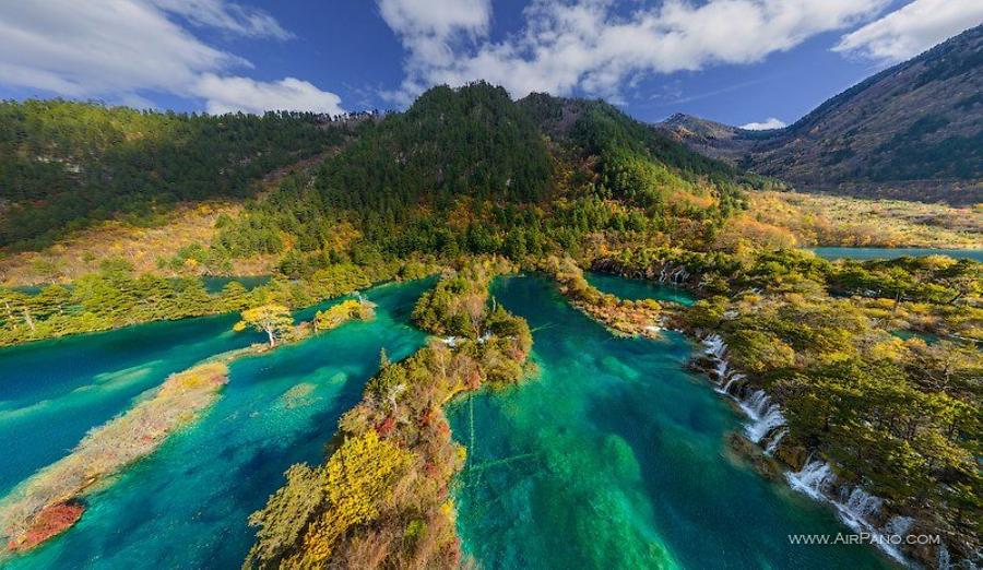 Jiuzhaigou, China