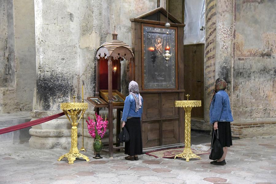 Alaverdi Monastery - Inside