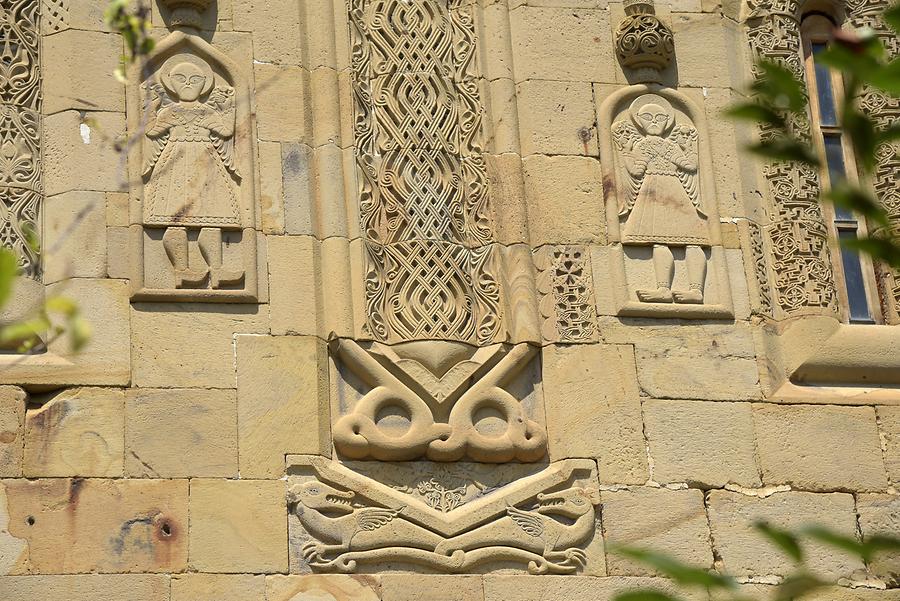 Ananuri - Church of the Mother of God; Relief