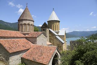 Ananuri Castle Complex (2)