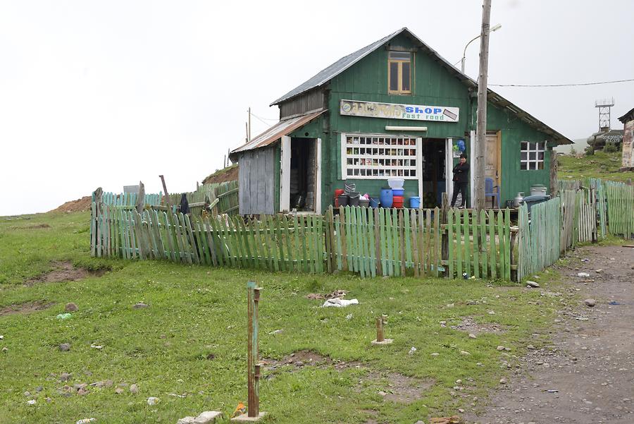 Goderdzi Pass - Summit; 'Fast Food'