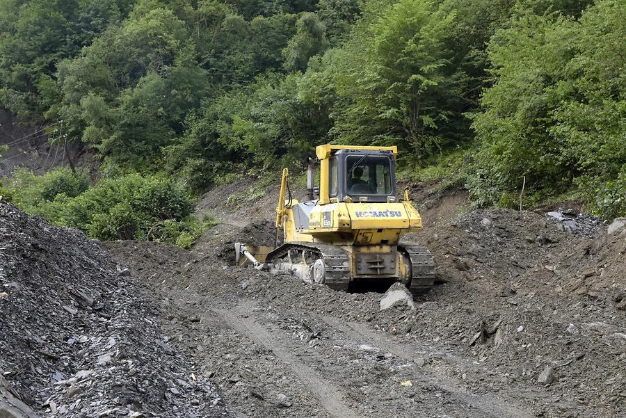 Enguri Valley - Dirt Road