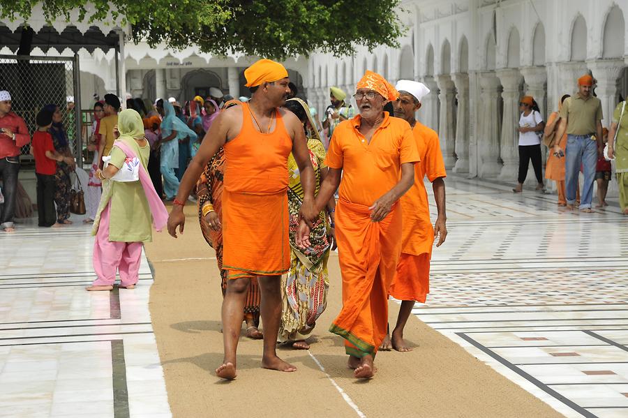 Golden Temple - Pilgrims