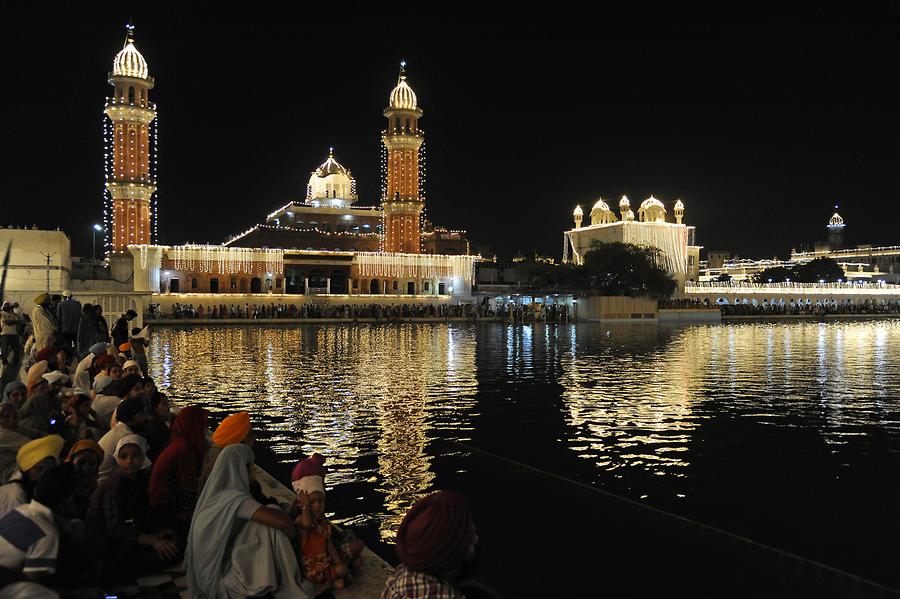 Golden Temple at Night