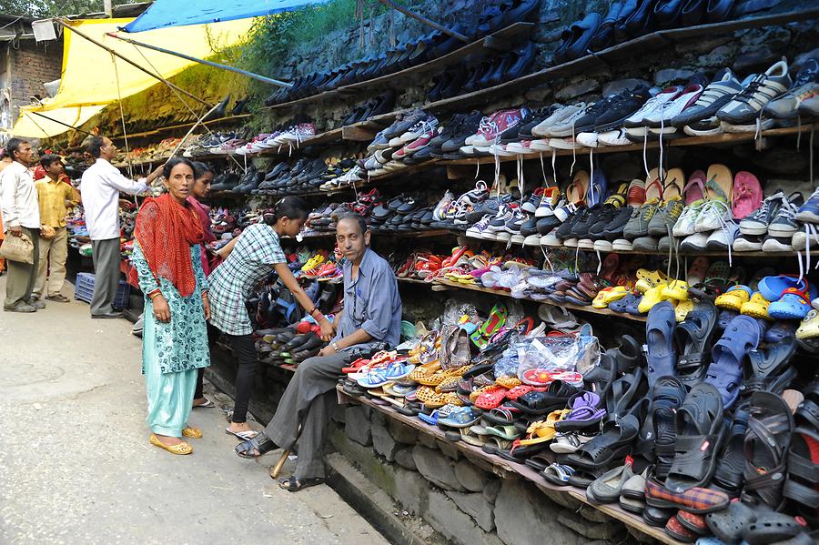 Kullu - Market