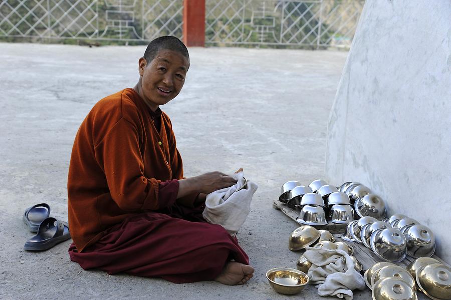 Kardang Monastery - Nun