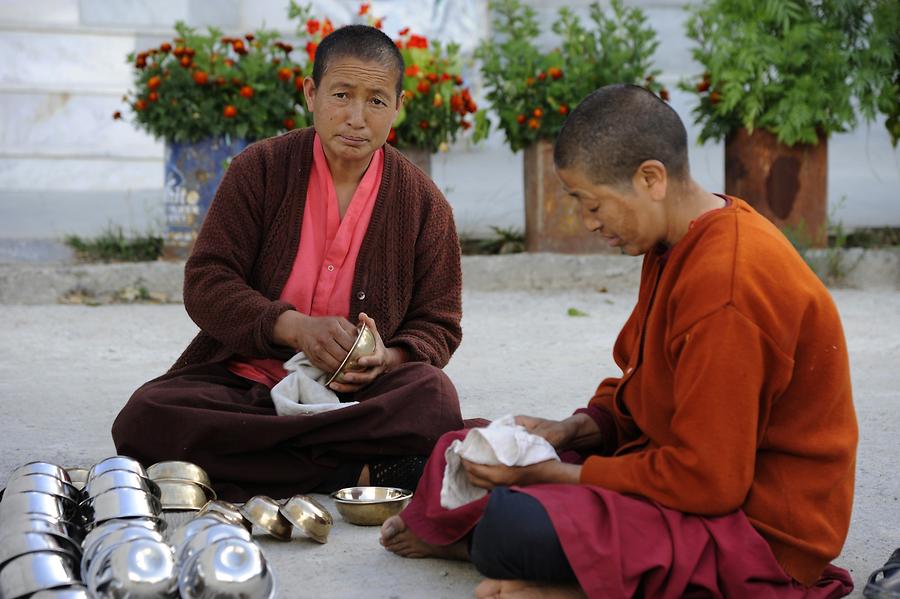 Kardang Monastery - Nuns