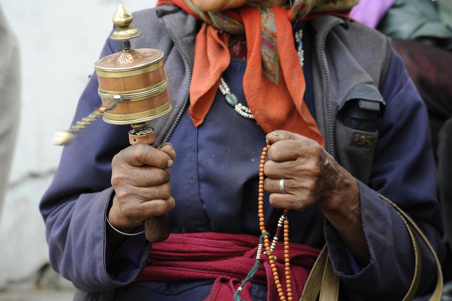 Jokhang Gompa Temple - Prayer Mill