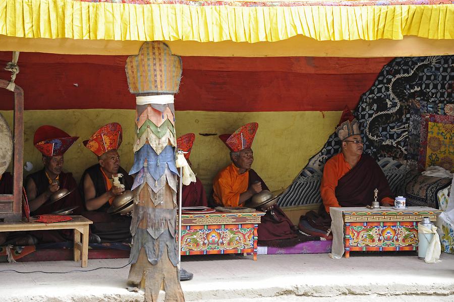 Korzok Gu-stor Festival - Mask Dance; Musicians