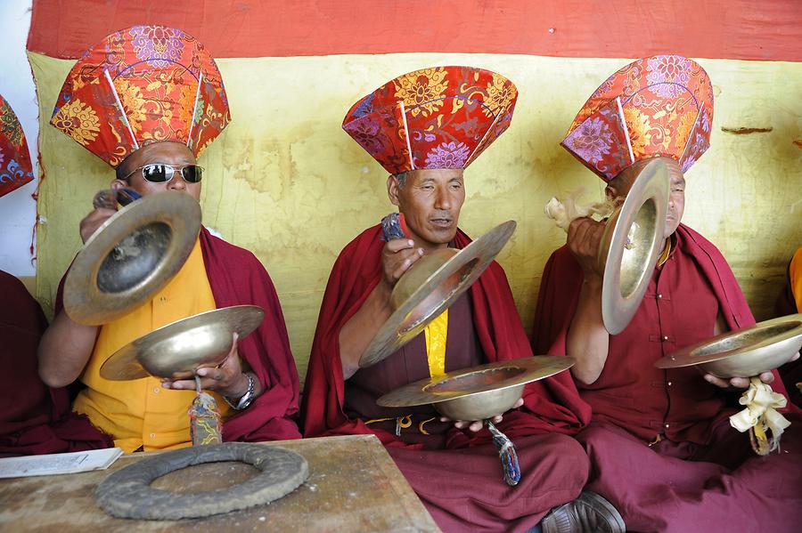 Korzok Gu-stor Festival - Mask Dance; Musicians