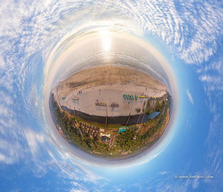 Mandrem Beach. North Goa, India, © AirPano 