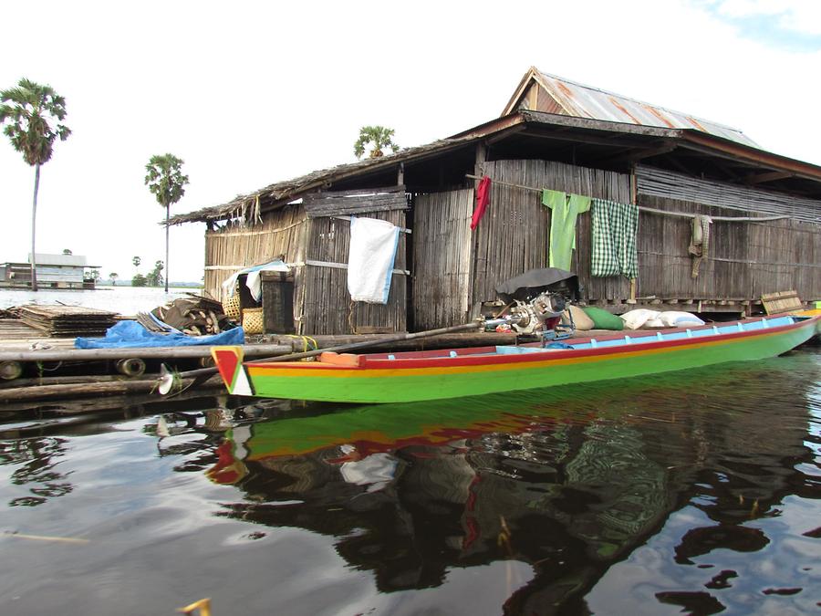 Lake Tempe - House Boat