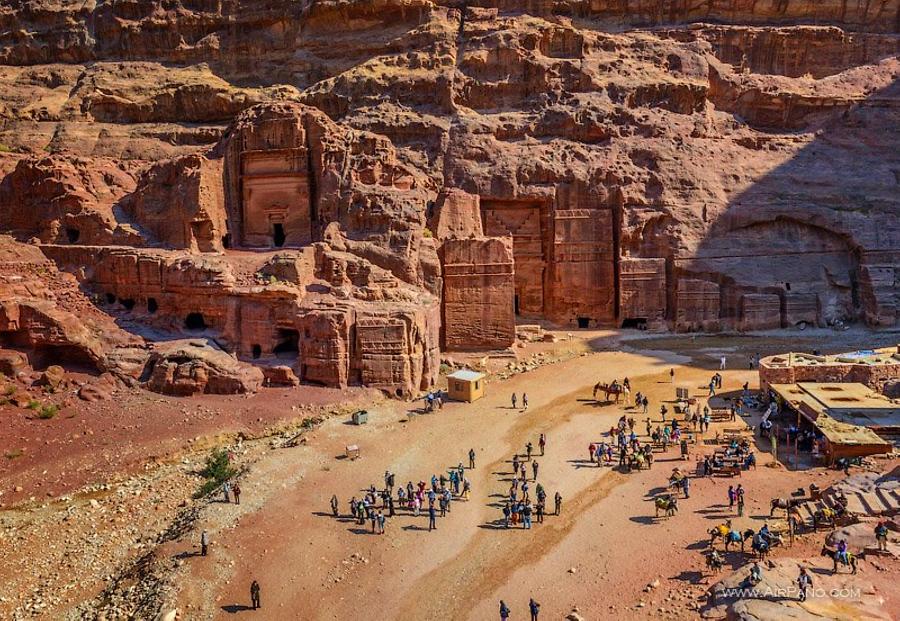 Street of Facades, Petra, © AirPano 