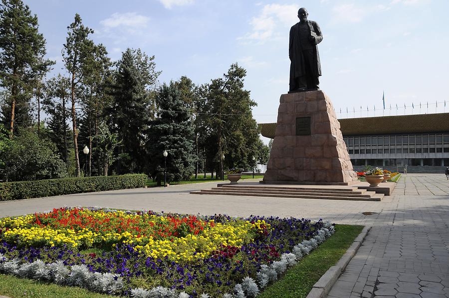Monument of Kunanbaev