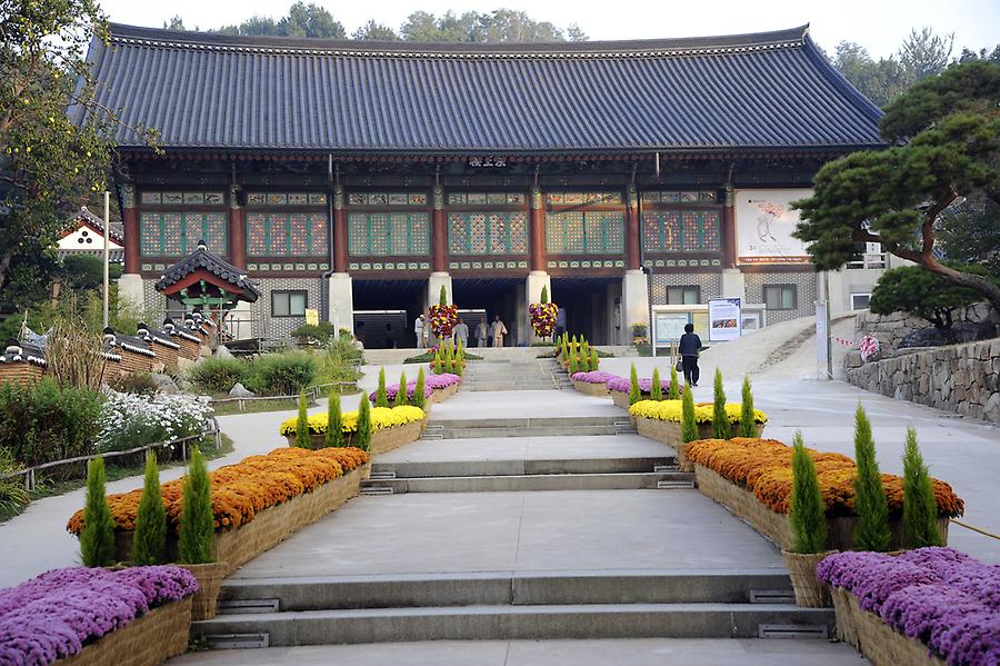 Bong eun temple, October 2011, © Gerhard Huber 