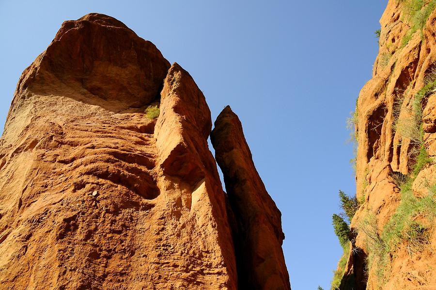 Jeti-Ögüz Gorge